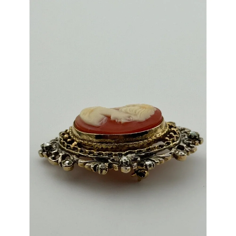 Vintage ART Arthur Pepper Resin Cameo‎ Rhinestone Victorian Revival Brooch Pin